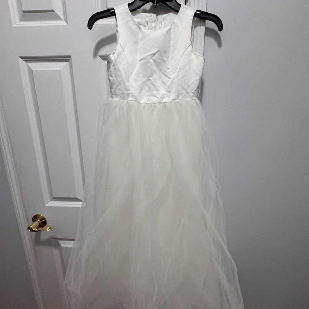 David’s bridal White Sleeveless  Sundress for special occasions. Size 8